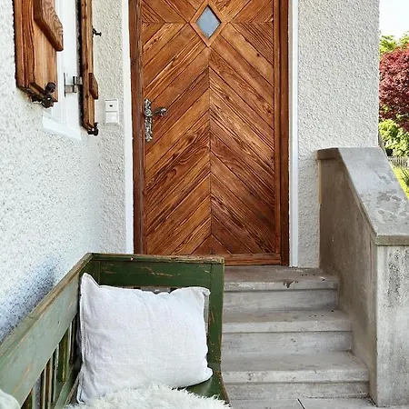 Abrahams Bayr Feriehus *